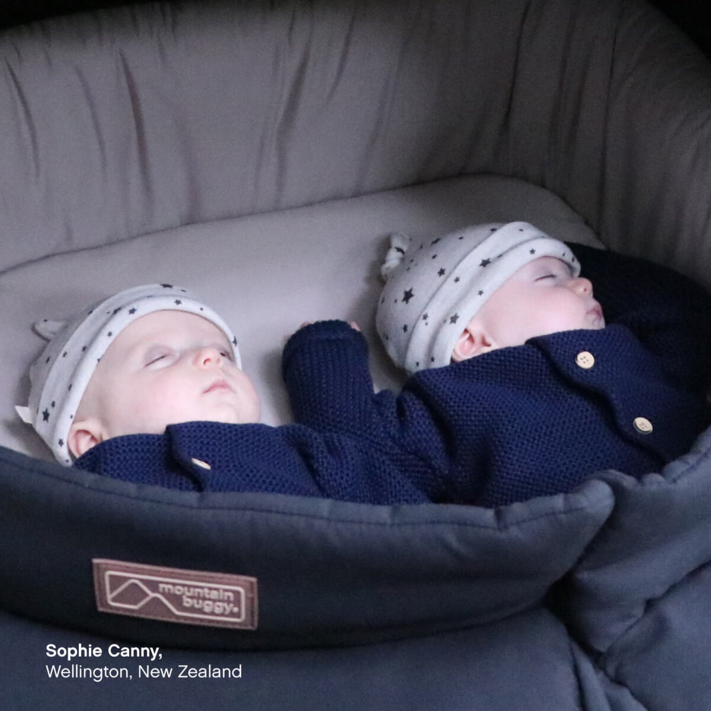 Carrycot plus™ for twins (Compatible with Mountain Buggy duet™)