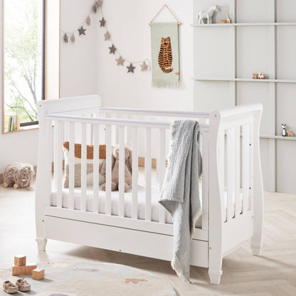 Babymore Eva 2-Piece Sleigh Nursery Room Set