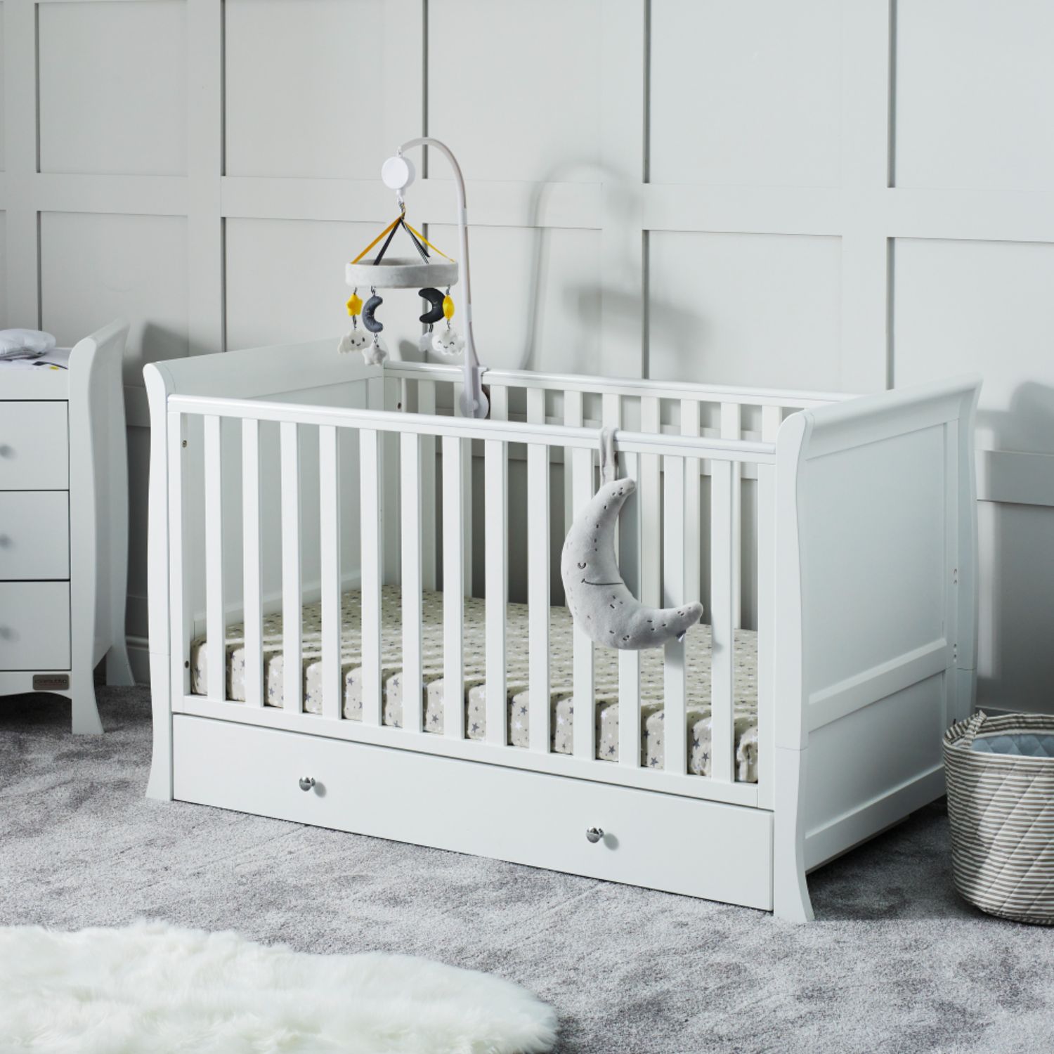 Ickle Bubba Snowdon Classic Cot Bed in a nursery room