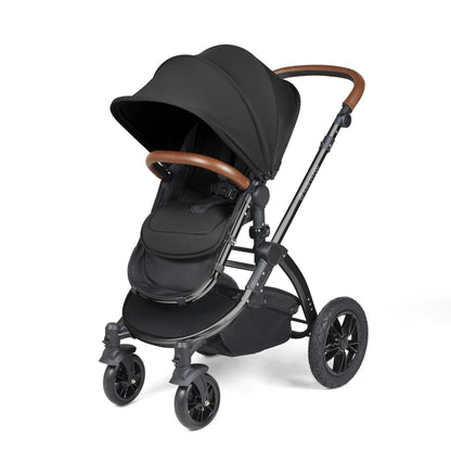 Ickle Bubba Stomp Luxe Pushchair with seat unit attached in Midnight black colour with tan handle