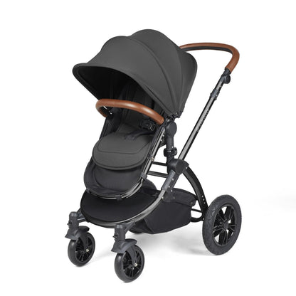 Ickle Bubba Stomp Luxe Pushchair with seat unit attached in Charcoal Grey colour with tan handle