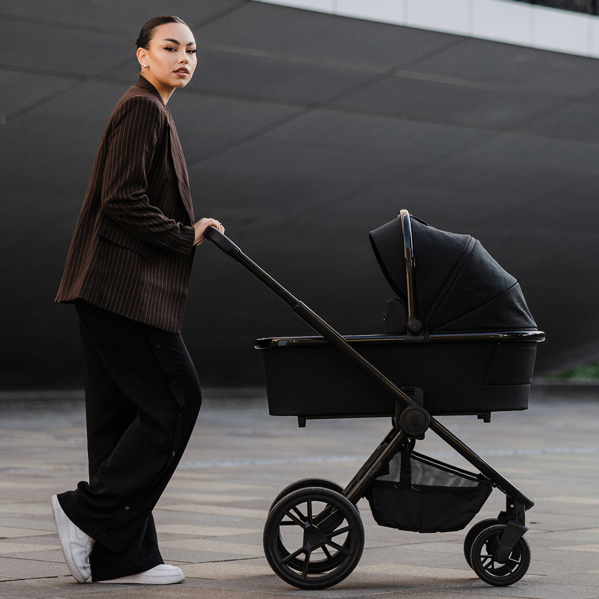 Venicci Tinum Edge Special Edition (SE) 2-in-1 Pram